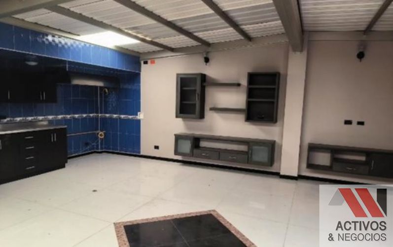 Casa de 5 alcobas en venta en Loma De San Jose, Sabaneta, 884 m² · foto 21 de 24