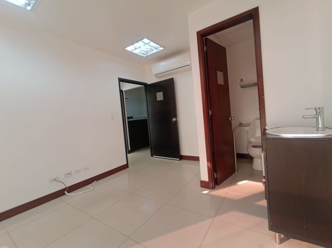 Consultorio en arriendo en Tequendama, Cali, 47 m² · foto 13 de 17