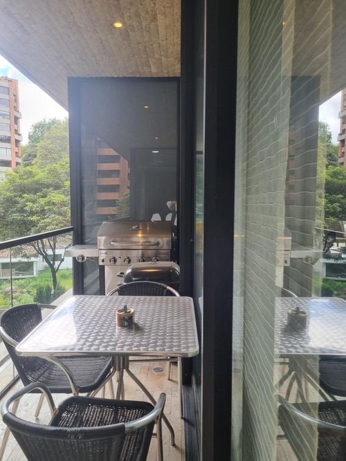 Apartamento de 3 alcobas en venta en La Cabrera, Bogotá, 315 m² · foto 18 de 24
