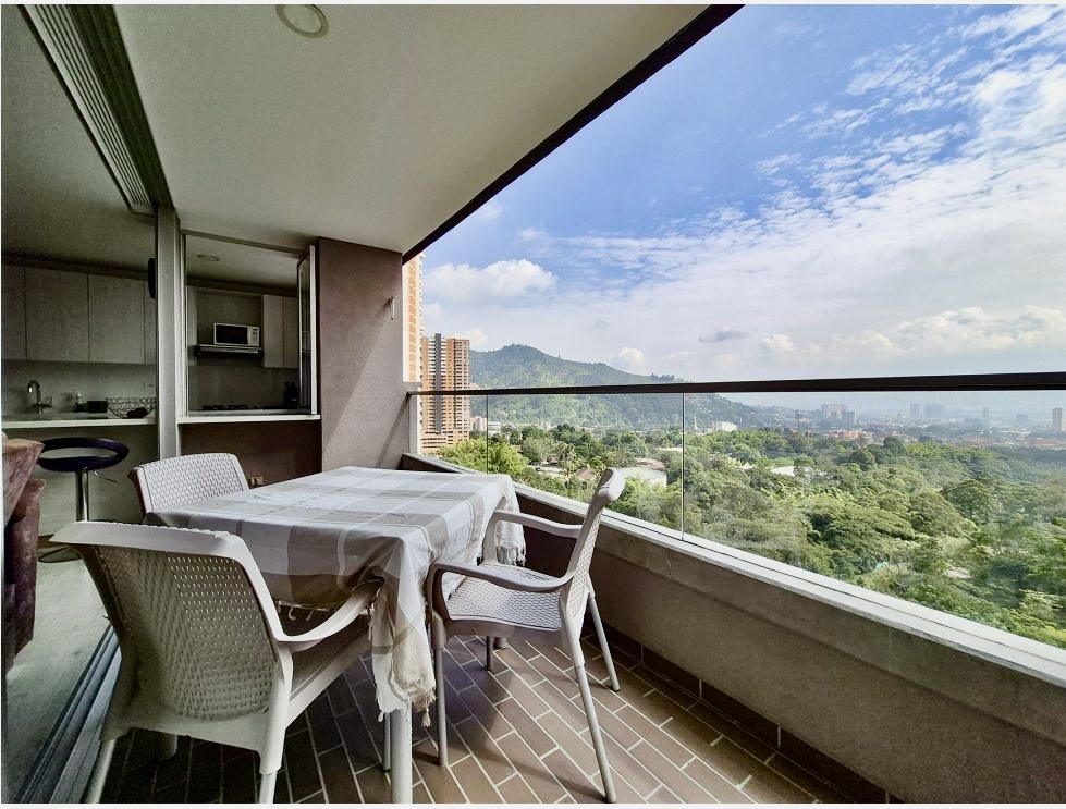 Apartamento en venta en Suramérica, Itagüí · foto 4 de 14