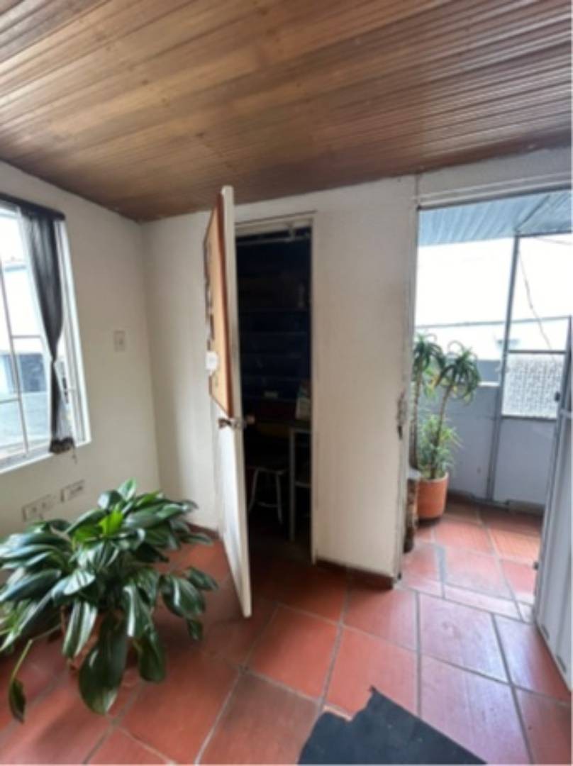 Casa en venta en Alcazares, Bogotá · foto 6 de 13