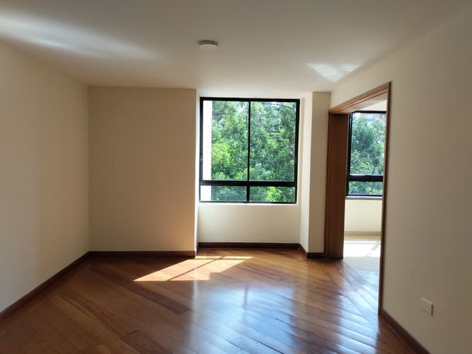 Apartamento de 3 alcobas en arriendo en El Poblado, Medellín, 175 m² · foto 2 de 19
