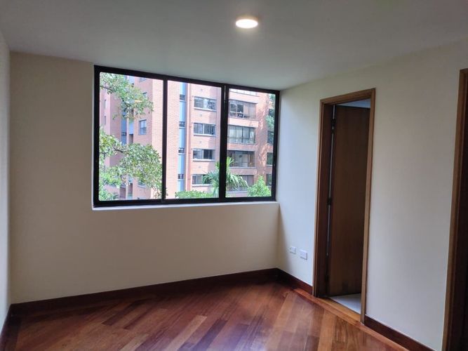 Apartamento de 3 alcobas en arriendo en El Poblado, Medellín, 175 m² · foto 16 de 19
