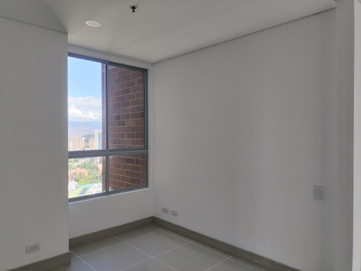 Apartamento en arriendo en El Poblado, Medellín · foto 10 de 18