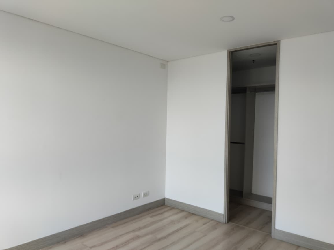 Apartamento en arriendo en El Poblado, Medellín · foto 11 de 18