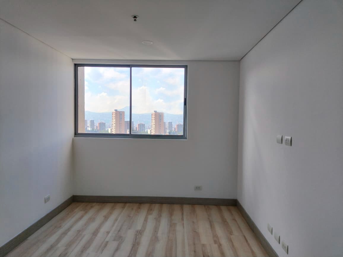 Apartamento en arriendo en El Poblado, Medellín · foto 15 de 18