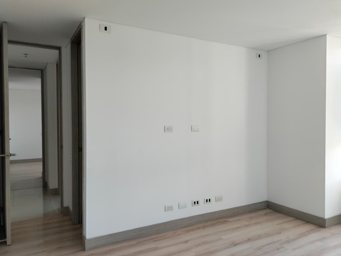 Apartamento en arriendo en El Poblado, Medellín · foto 14 de 18