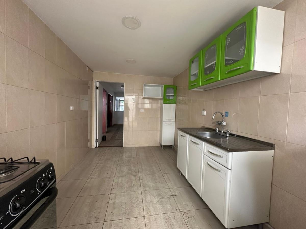 Casa en venta en Barrios Unidos, Bogotá · foto 9 de 24