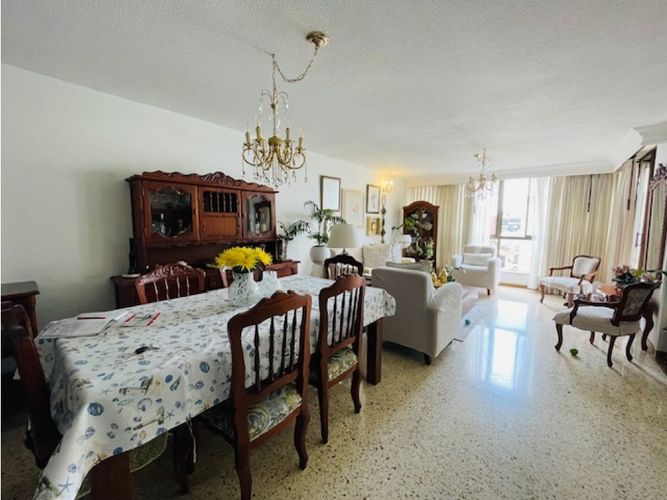 Apartamento de 2 alcobas en venta en Versalles, Cali, 125 m² · foto 3 de 15