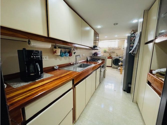 Apartamento de 2 alcobas en venta en Versalles, Cali, 125 m² · foto 11 de 15