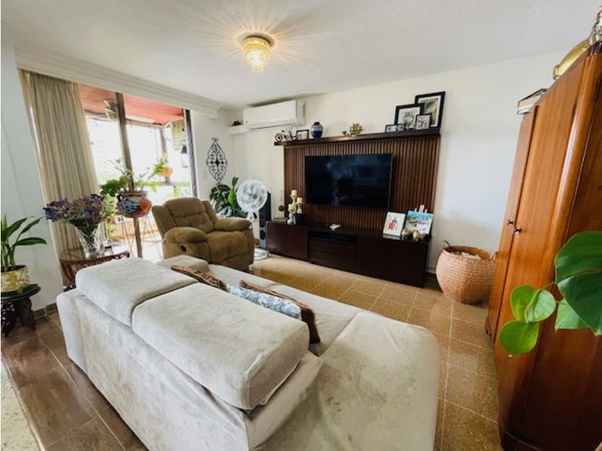 Apartamento de 2 alcobas en venta en Versalles, Cali, 125 m² · foto 12 de 15
