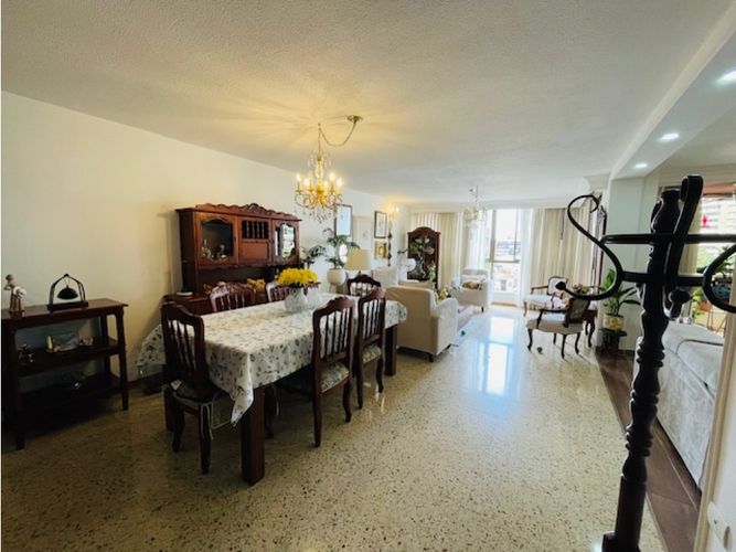 Apartamento de 2 alcobas en venta en Versalles, Cali, 125 m² · foto 13 de 15
