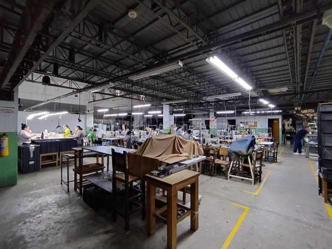 Bodega en arriendo en El Poblado, Medellín, 710 m² · foto 3 de 11