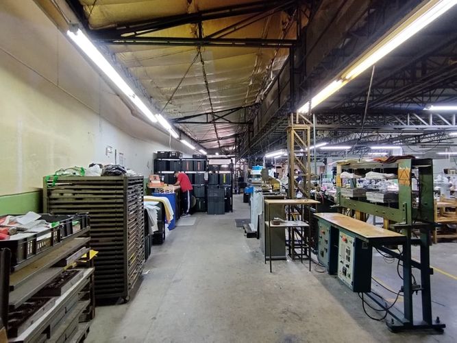 Bodega en arriendo en El Poblado, Medellín, 710 m² · foto 5 de 11