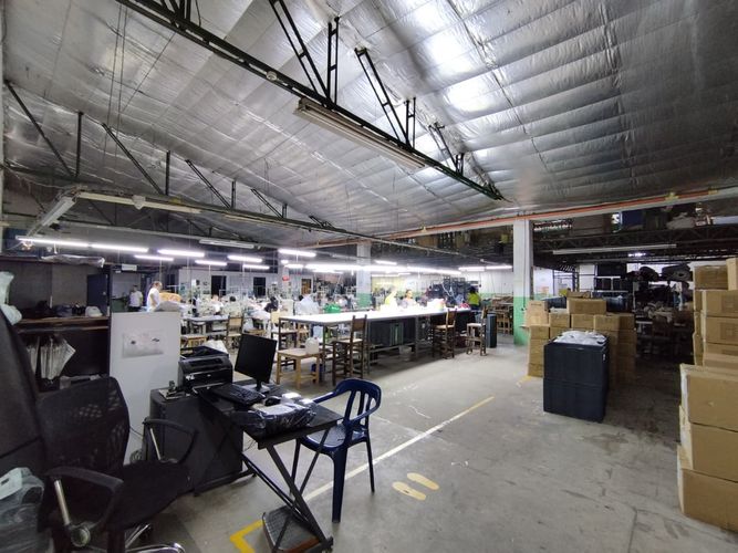 Bodega en arriendo en El Poblado, Medellín, 710 m² · foto 11 de 11