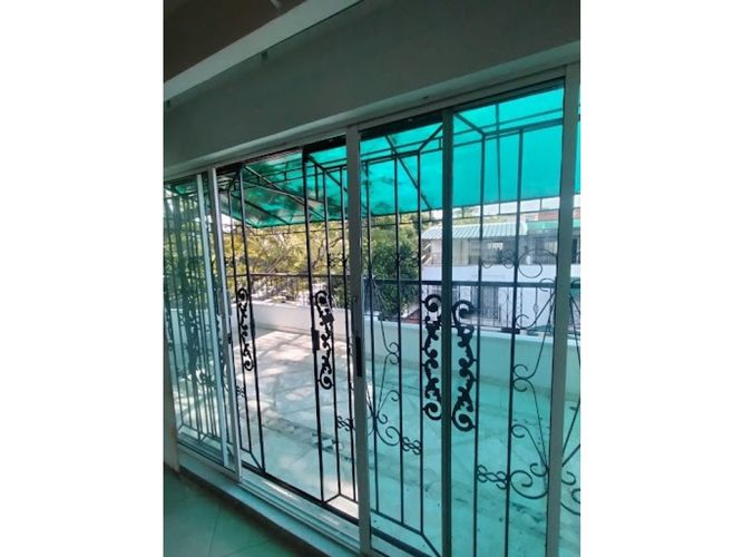Casa de 5 alcobas en venta en Ciudadela Pasoancho, Cali, 400 m² · foto 3 de 24
