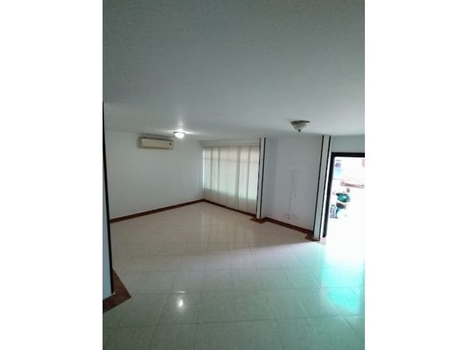 Casa de 5 alcobas en venta en Ciudadela Pasoancho, Cali, 400 m² · foto 5 de 24