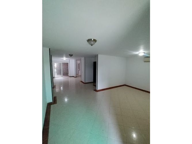 Casa de 5 alcobas en venta en Ciudadela Pasoancho, Cali, 400 m² · foto 8 de 24
