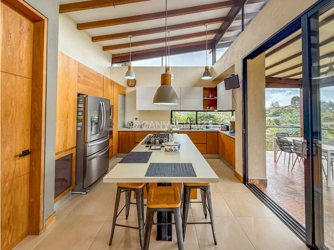 Casa de 4 alcobas en venta en Quirama, El Carmen de Viboral, 455 m² · foto 8 de 22