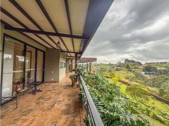 Casa de 4 alcobas en venta en Quirama, El Carmen de Viboral, 455 m² · foto 19 de 22