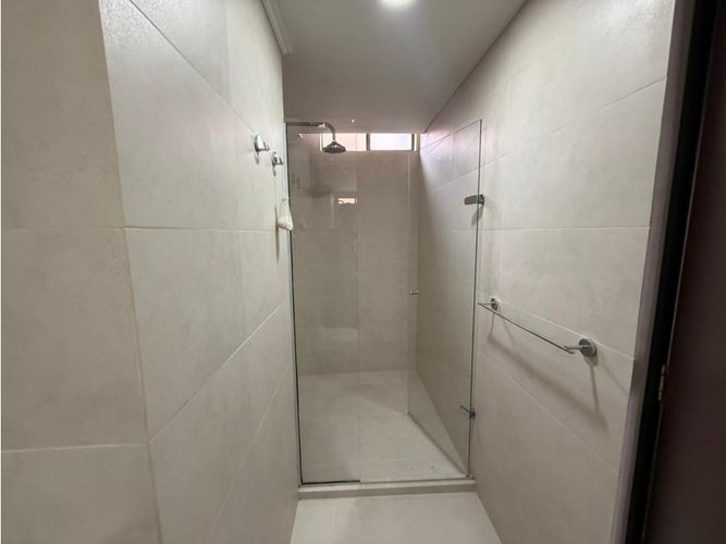 Apartamento en venta en El Poblado, Medellín · foto 6 de 16