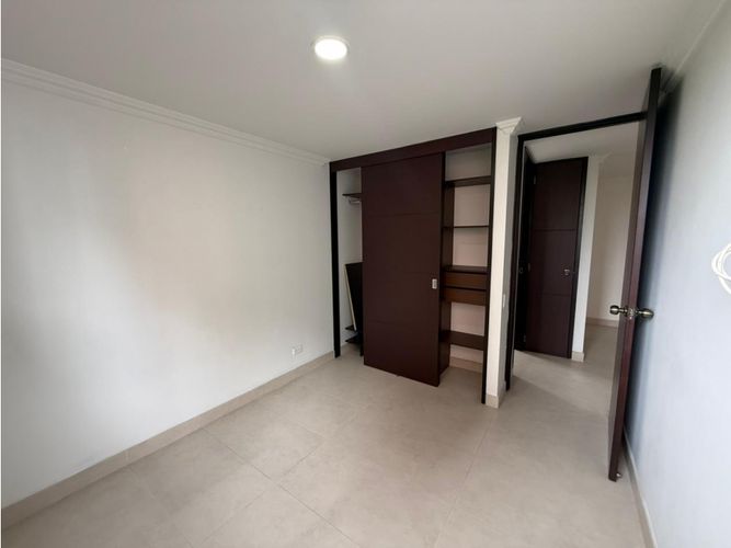 Apartamento en venta en El Poblado, Medellín · foto 10 de 16