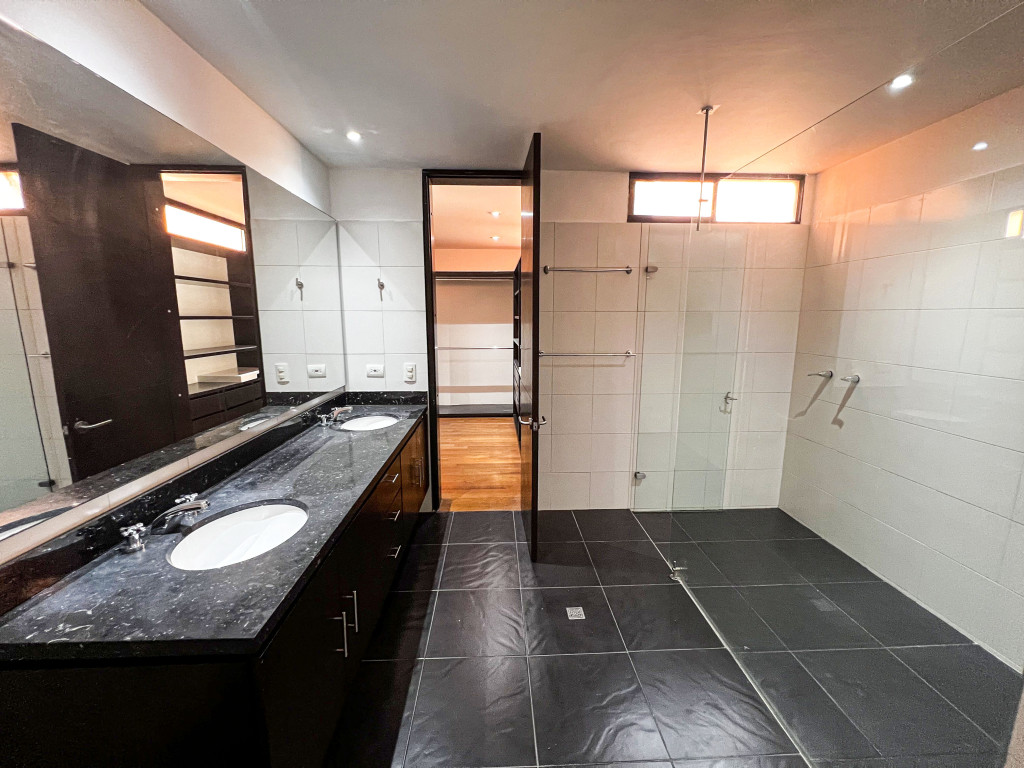 Casa en venta en Santa Ana Oriental, Bogotá · foto 11 de 15