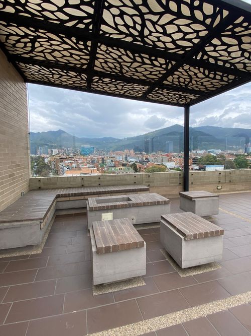 Apartamento de 1 alcoba en arriendo en Chicó Navarra, Bogotá, 60 m² · foto 9 de 10