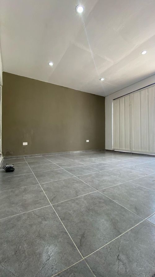 Bodega en venta en Dangond, Bucaramanga, 300 m² · foto 2 de 11