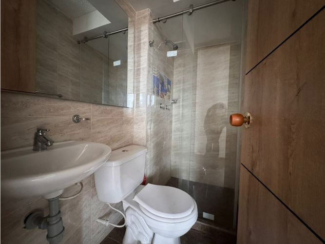 Apartamento de 3 alcobas en venta en Potrero Grande, Madrid, 51 m² · foto 9 de 15
