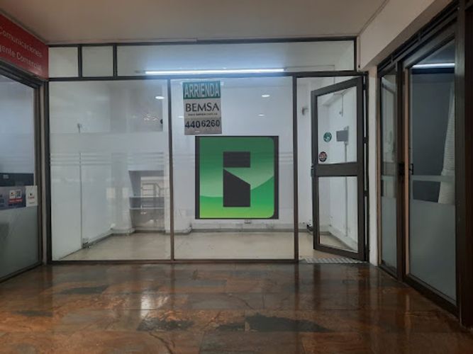 Local en arriendo en La Candelaria, Medellín, 10 m² · foto 7 de 9