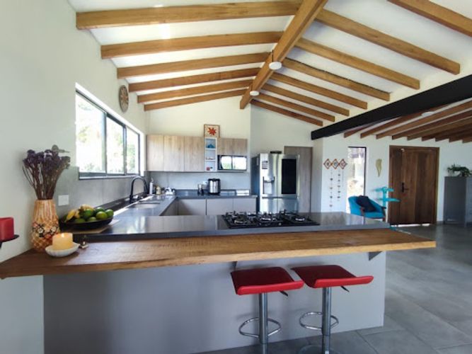 Casa de 3 alcobas en venta en La Alhambra, El Carmen de Viboral, 237 m² · foto 14 de 24