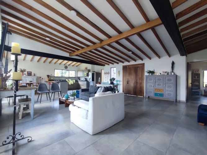 Casa de 3 alcobas en venta en La Alhambra, El Carmen de Viboral, 237 m² · foto 18 de 24