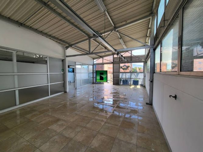 Oficina en arriendo en Belén, Medellín, 210 m² · foto 13 de 24