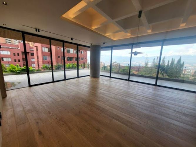 Apartamento de 2 alcobas en arriendo en Transversal Inferior, Medellín, 136 m² · foto 5 de 24