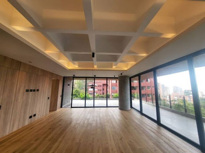 Apartamento de 2 alcobas en arriendo en Transversal Inferior, Medellín, 136 m² · foto 9 de 24