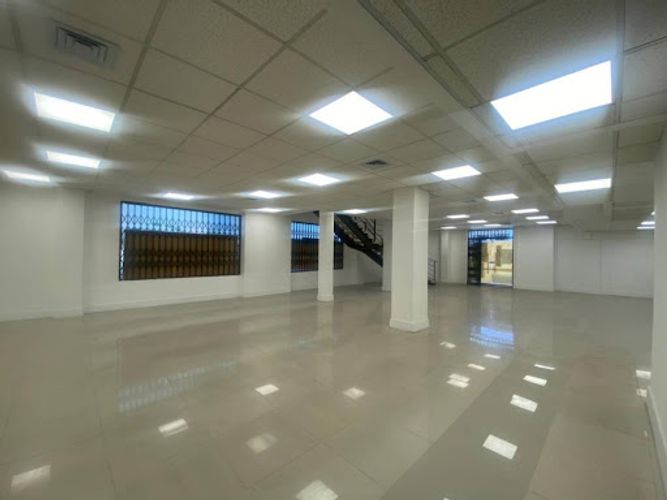 Bodega en arriendo en Cristo Rey, Medellín, 420 m² · foto 19 de 24