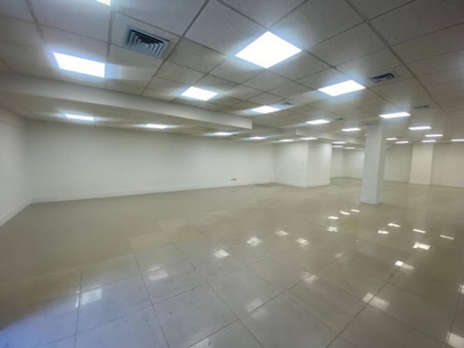 Bodega en arriendo en Cristo Rey, Medellín, 420 m² · foto 24 de 24
