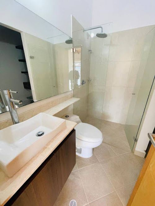Casa de 3 alcobas en arriendo en Rionegro, 140 m² · foto 13 de 15