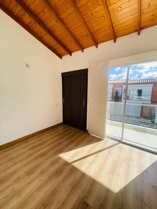 Casa de 3 alcobas en arriendo en Rionegro, 140 m² · foto 14 de 15