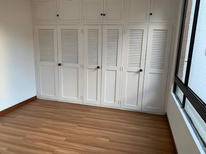 Apartamento en arriendo en La Florida, Medellín · foto 3 de 24