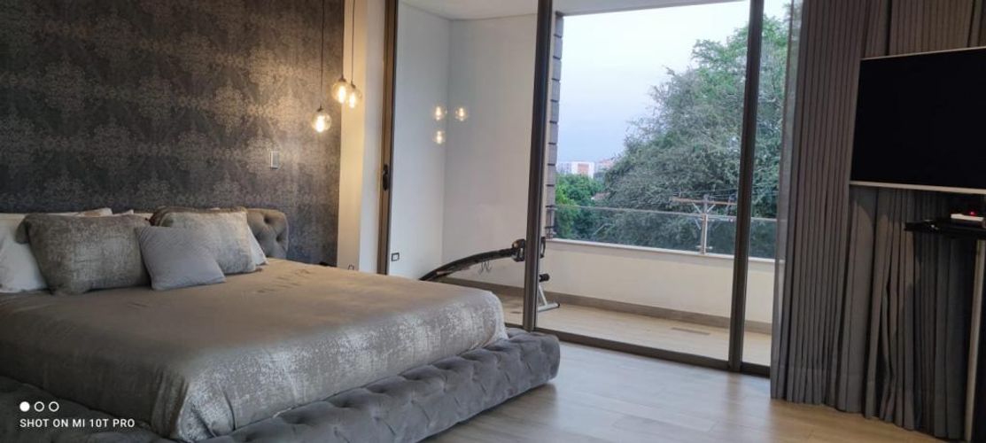 Casa de 4 alcobas en venta en Ciudad Jardin, Cali, 450 m² · foto 6 de 15
