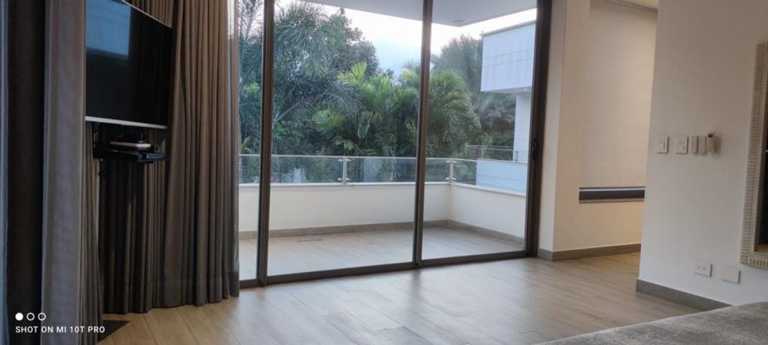 Casa de 4 alcobas en venta en Ciudad Jardin, Cali, 450 m² · foto 13 de 15