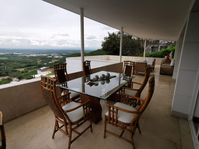 Casa de 7 alcobas en venta en Belalcazar, Yumbo, 800 m² · foto 5 de 24