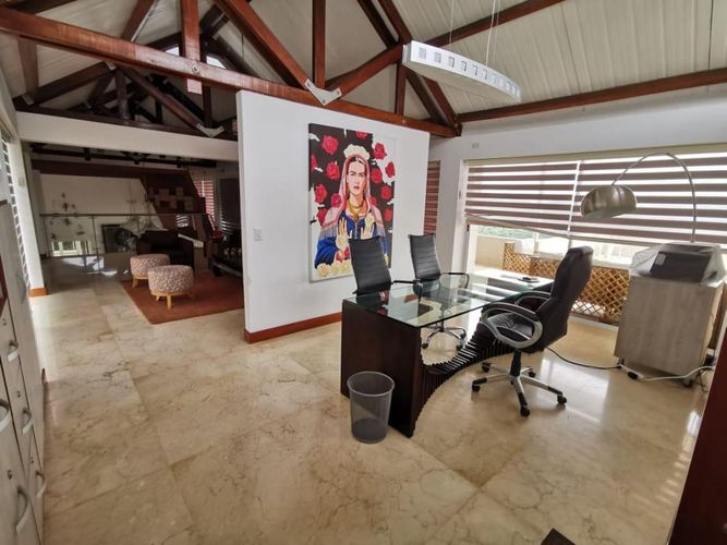 Casa de 7 alcobas en venta en Belalcazar, Yumbo, 800 m² · foto 7 de 24