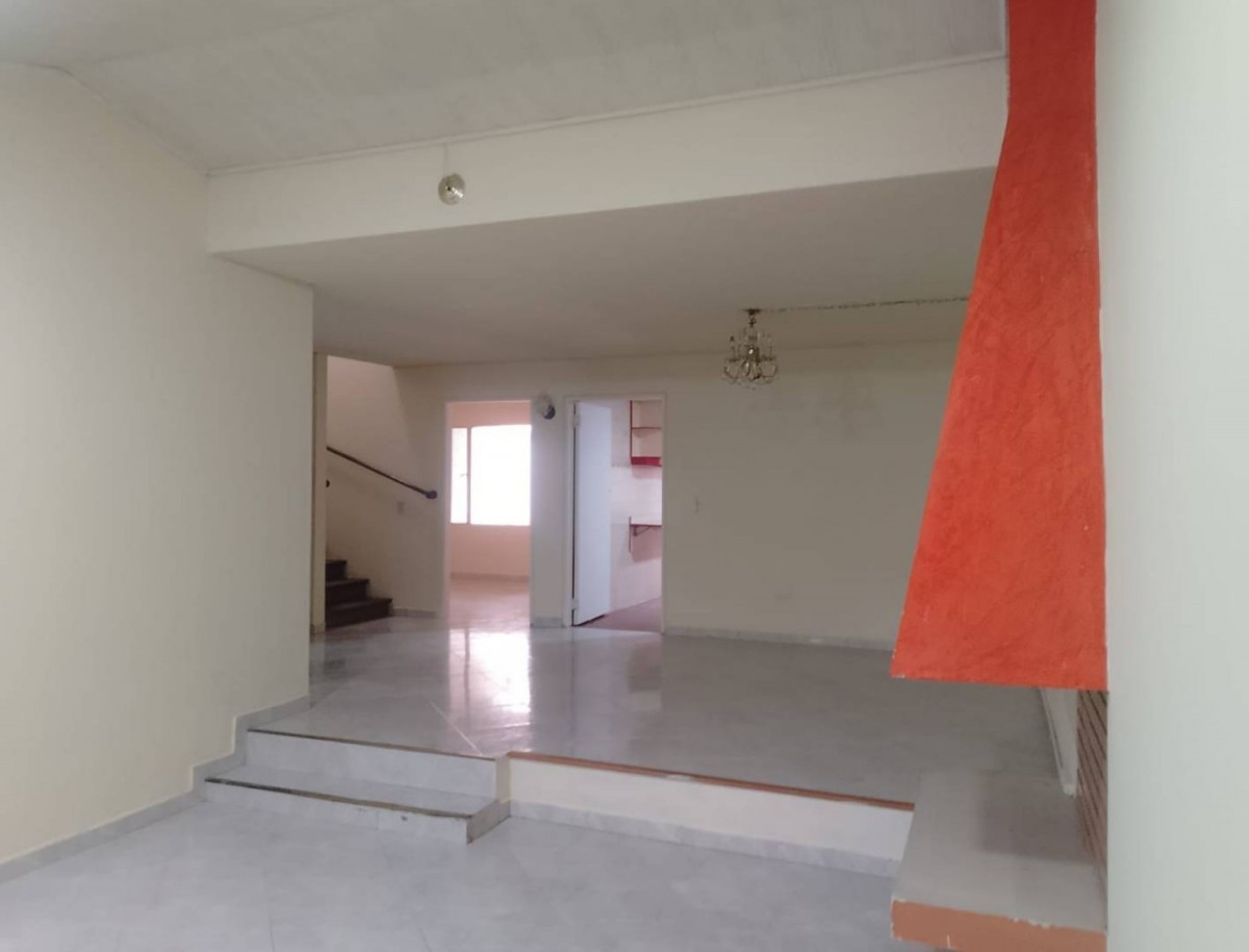 Casa en venta en Modelia, Bogotá · foto 8 de 24