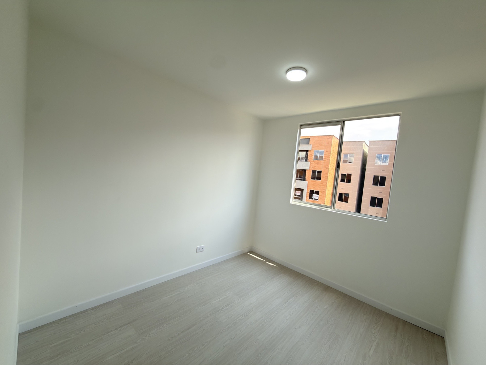 Apartamento en venta en Cerezos, Mosquera · foto 4 de 14