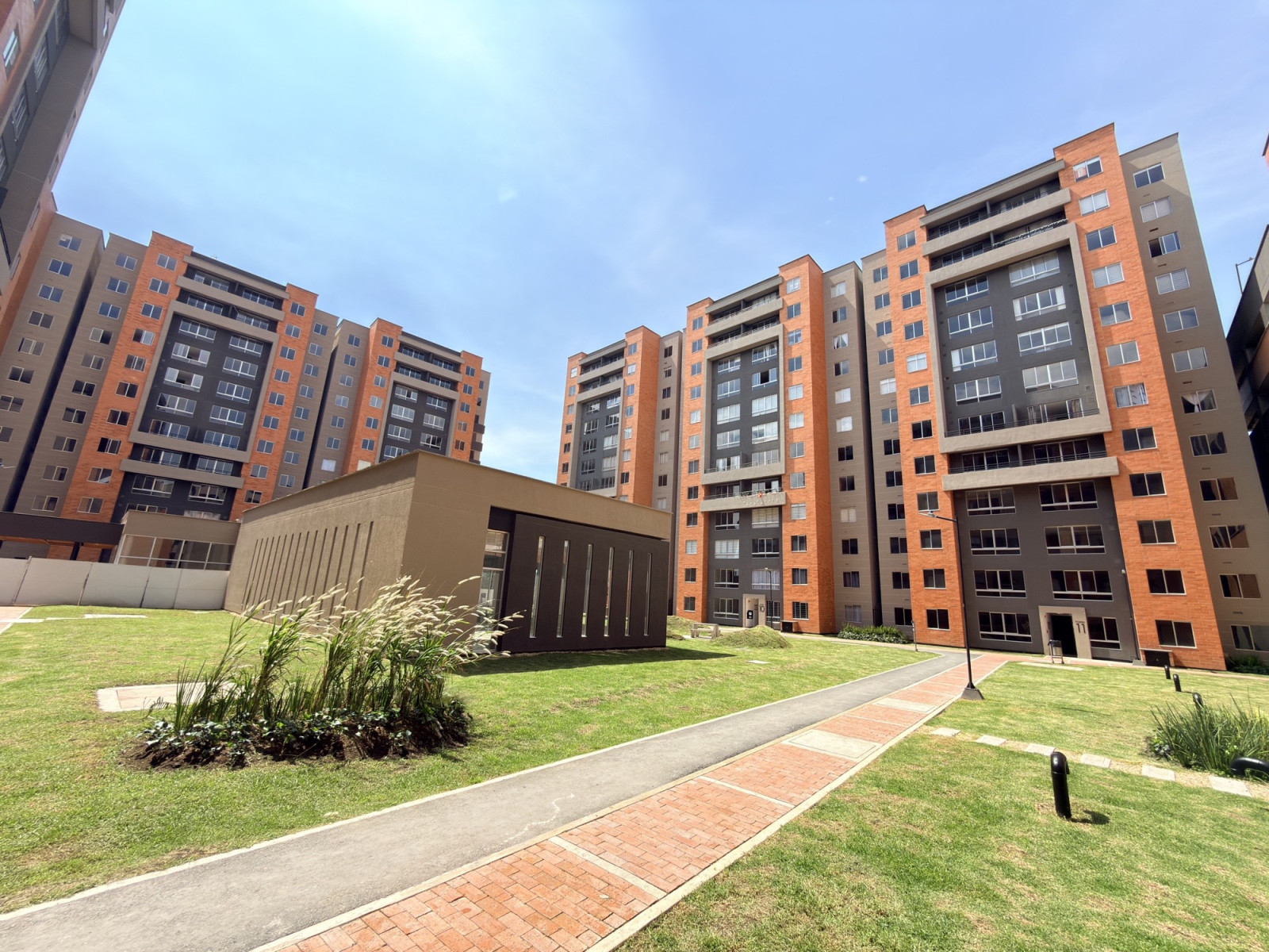 Apartamento en venta en Cerezos, Mosquera · foto 14 de 14