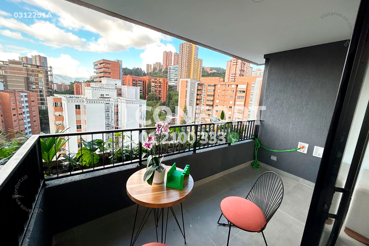 Apartamento en arriendo en Castropol, Medellín · foto 2 de 15