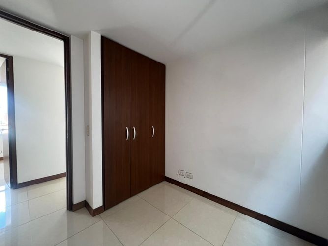 Apartamento de 2 alcobas en arriendo en Loma Del Esmeraldal, Envigado, 94 m² · foto 12 de 17
